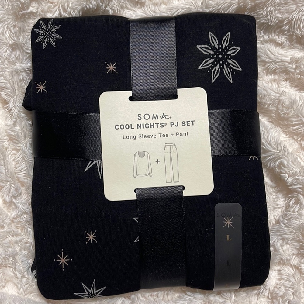 Soma Pajama Set